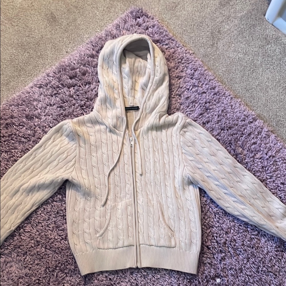 Brandy Melville Zip up Sweater
